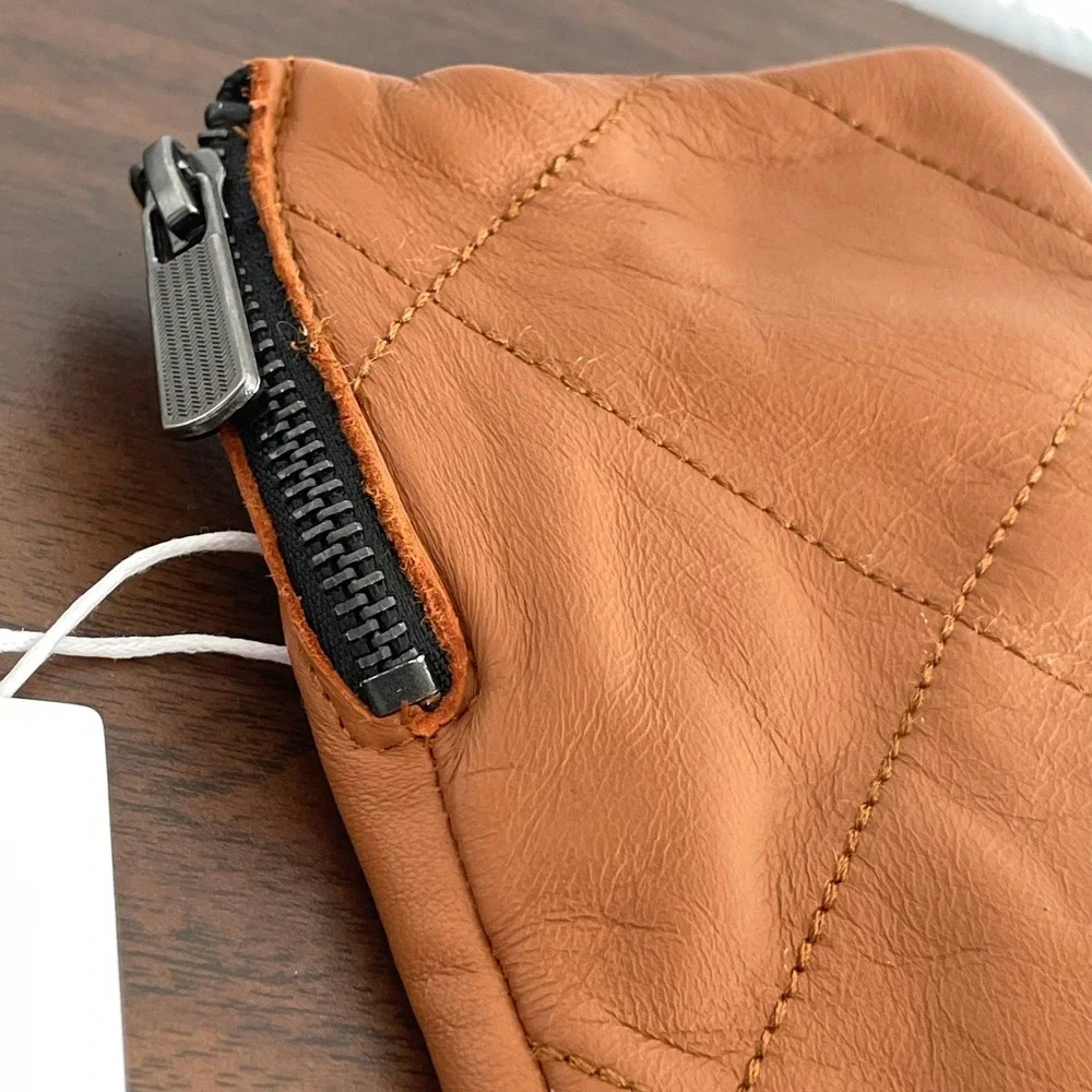 Chico's Box Stitch Leather Gloves Womens M Cognac Cold‎ Weather Soft NWT - Picture 2 of 5